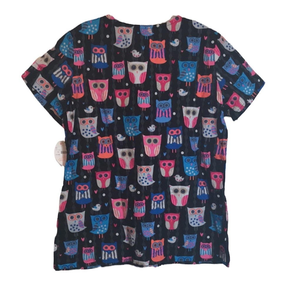 White Cross Owl Print Scrub Top Shirt Size M NEW with Tag - Picture 2 of 7